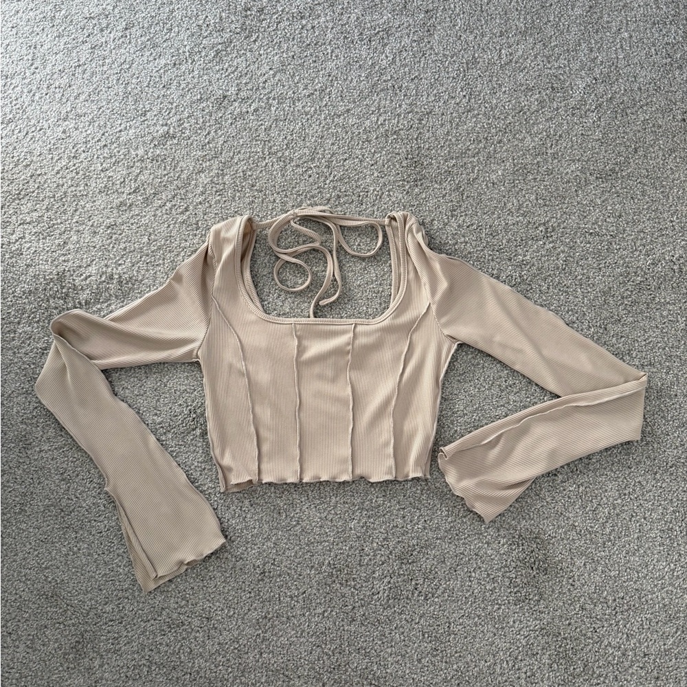 SHEIN Tan Long Sleeve Crop Top